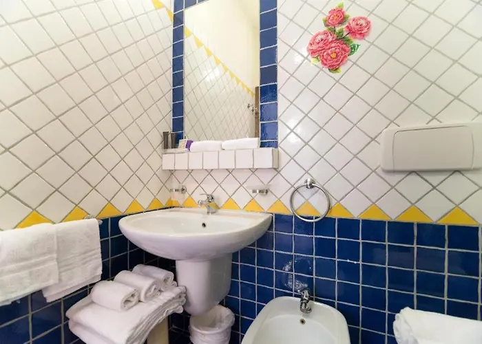 Mediterraneo Aparthotel 4*