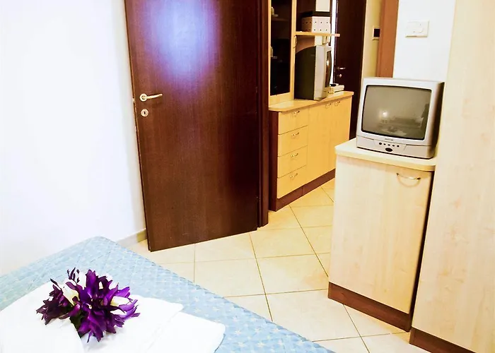 Aparthotel Mediterraneo