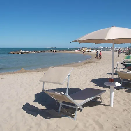 アパートホテル Mediterraneo リミニ