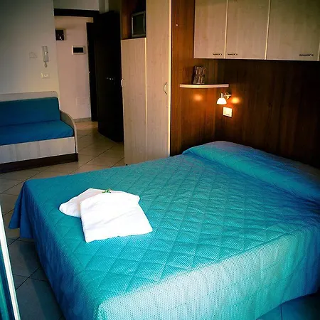 アパートホテル Mediterraneo