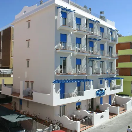 Lägenhetshotell Mediterraneo 4*