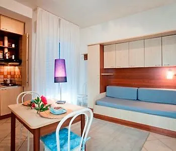 Mediterraneo 4*