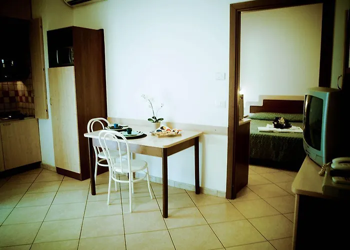 Lägenhetshotell Mediterraneo 4*